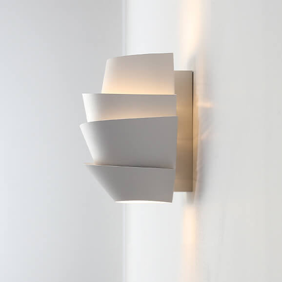 Wandlamp – Scandinavisch design – Dubbele ijzeren constructie, geschikt voor moderne wooncultuur