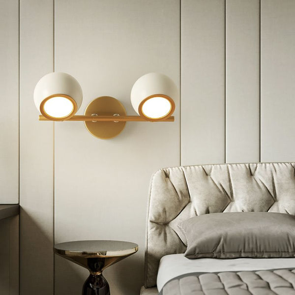 Wandlamp – Elegant bolvormig ontwerp met gouden accenten – Modern decoratieve verlichting