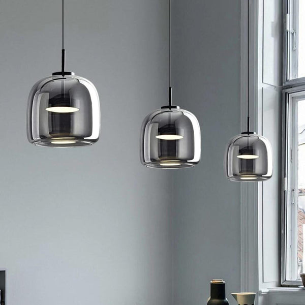 Hanglamp – Scandinavisch ontwerp – Zwarte glazen kap