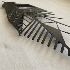 Metalen wanddecoratie – Decoratieve Veer – Duurzaam Materiaal, Uniek Ontwerp