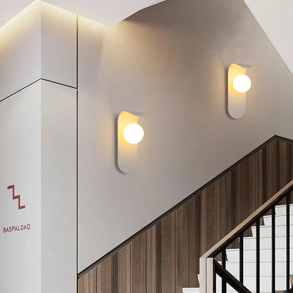 Modern Bedside Lamp | Luxury LED Wall Sconce - POUEV