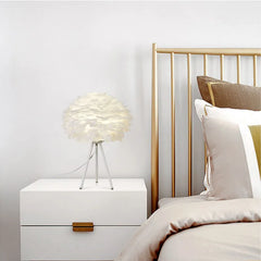 Feather Table Lamp | Romantic LED Light - POUEV