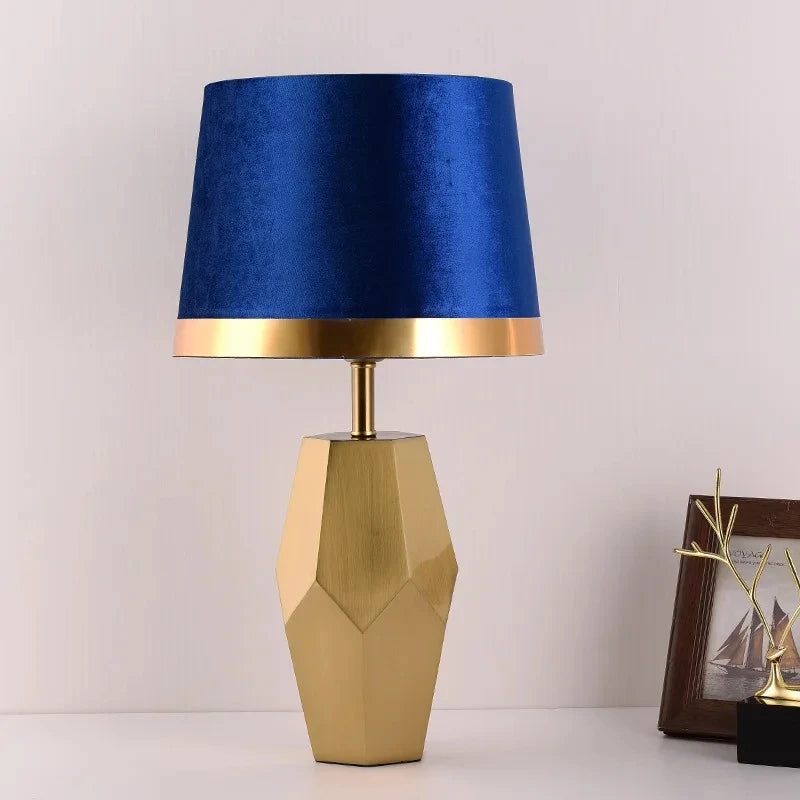 Modern Simple Personalized Table Lamp | Light Luxury Golden Lamp - POUEV
