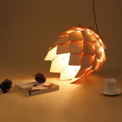 Hanglamp – Dennenappel Design – Natuurlijke Houten Lamp